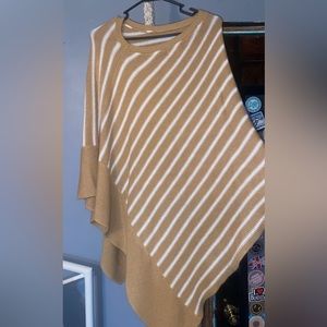 Sleeveless sweater poncho